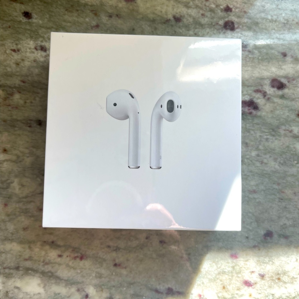 AirPods